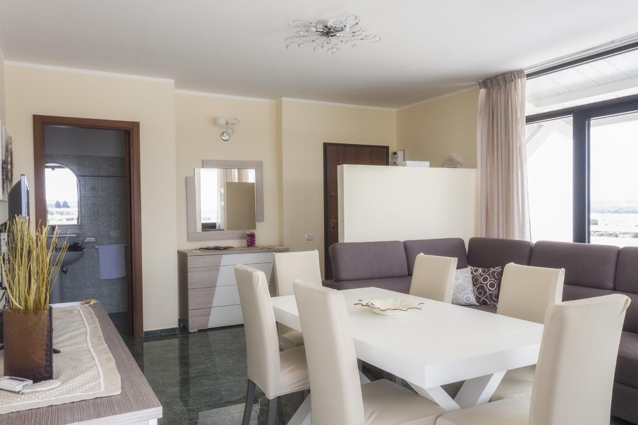 Attico Saker Apartment Racale Ngoại thất bức ảnh